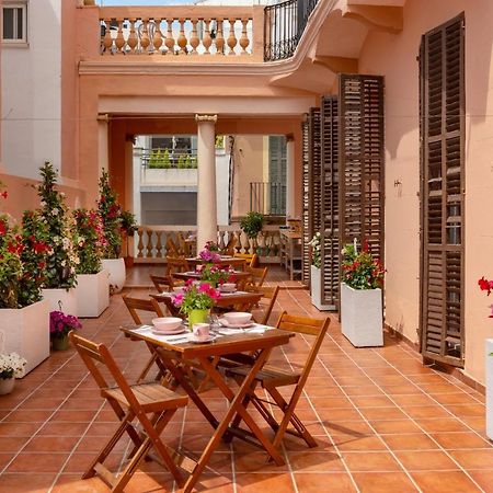 Antonios Hostal Sitges Buitenkant foto