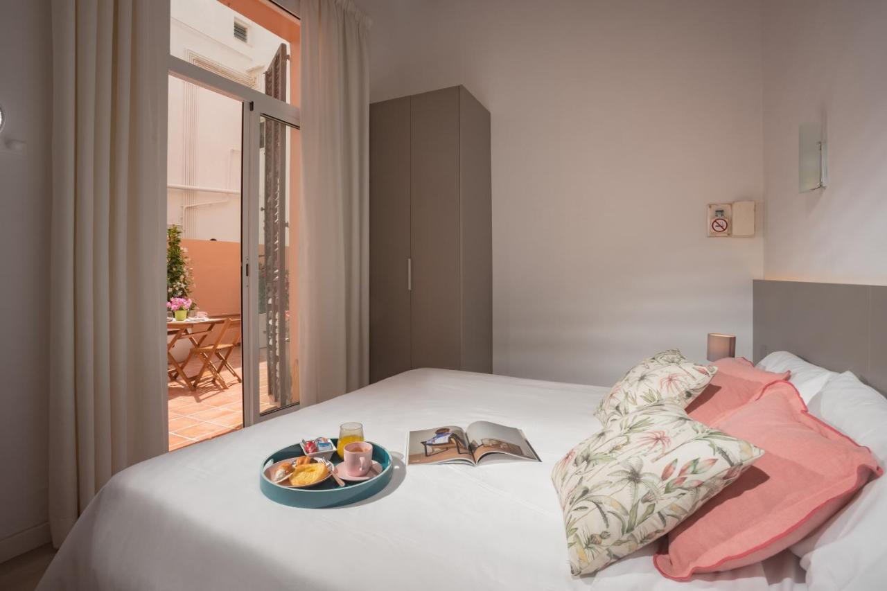 Antonios Hostal Sitges Buitenkant foto