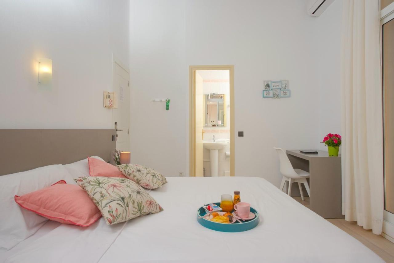 Antonios Hostal Sitges Buitenkant foto